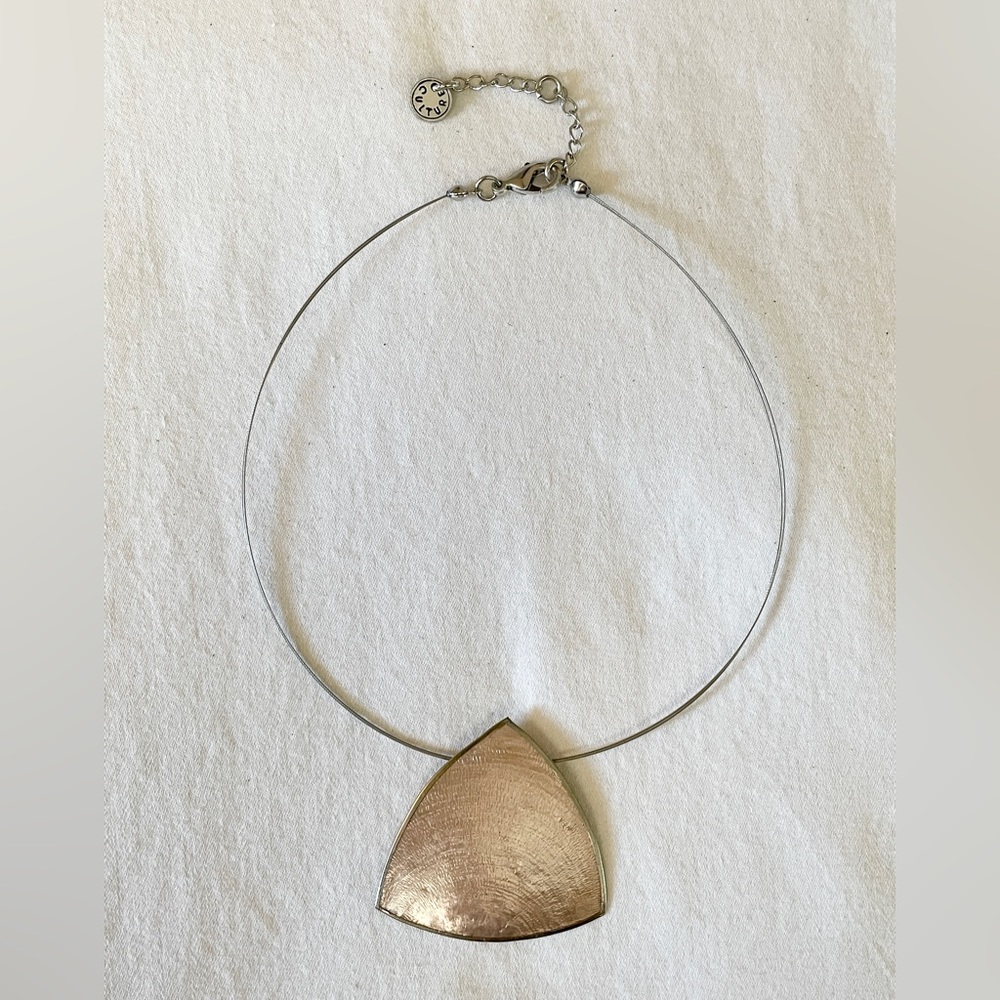 Culture Mix Shell Necklace - Picture 4 of 6